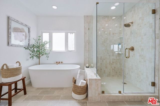 213 Via Cordova, Newport Beach, CA 92663