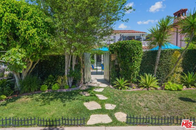 213 Via Cordova, Newport Beach, CA 92663