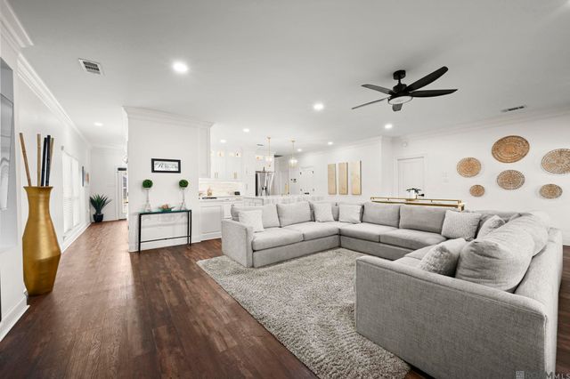 13865 Parkway Dr, Denham Springs, LA 70726