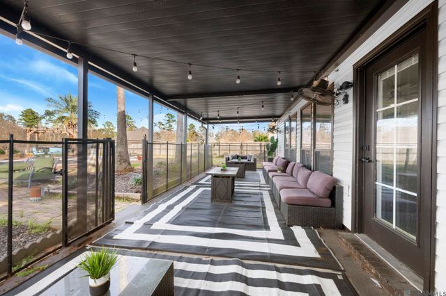 13865 Parkway Dr, Denham Springs, LA 70726