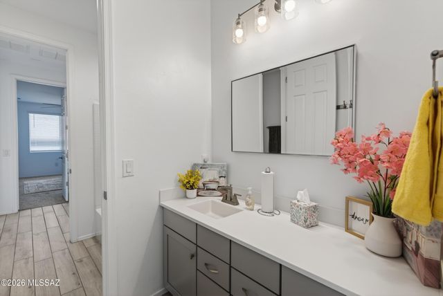 15388 S Camino Oculi, Sahuarita, AZ 85629