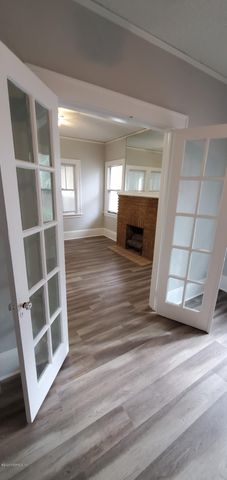 1218 CHALLEN Avenue, Jacksonville, FL 32205