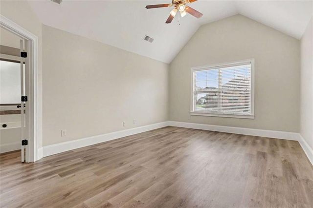 302 Kells Ct., Woodstock, GA 30188