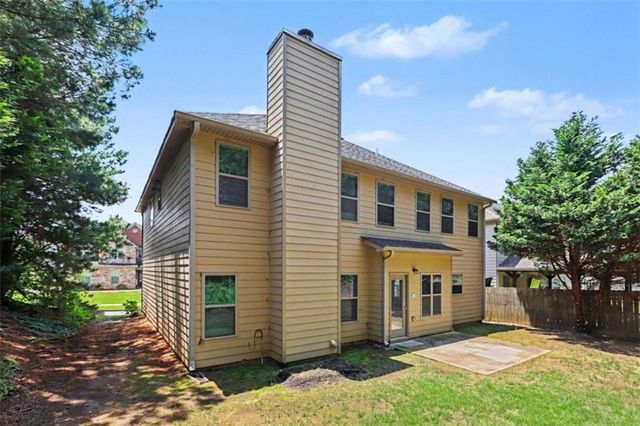 302 Kells Ct., Woodstock, GA 30188