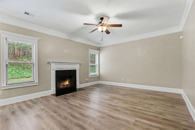 302 Kells Ct., Woodstock, GA 30188