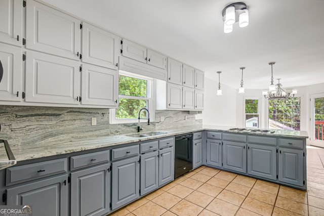 195 Blackberry Run, Fayetteville, GA 30214