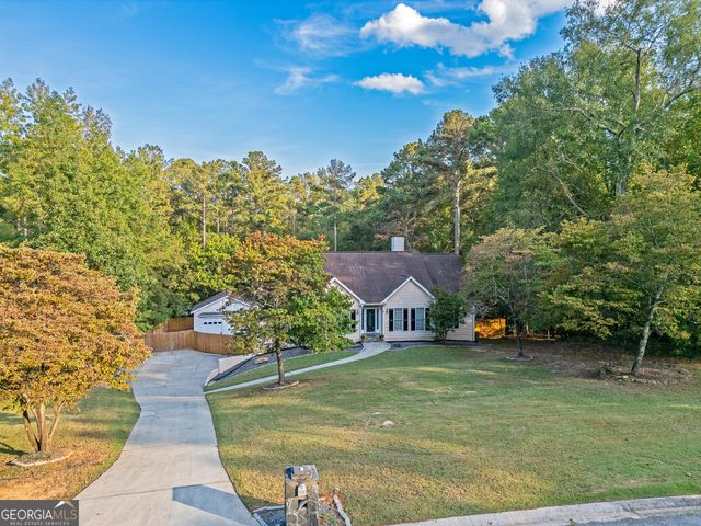 195 Blackberry Run, Fayetteville, GA 30214