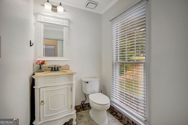 195 Blackberry Run, Fayetteville, GA 30214