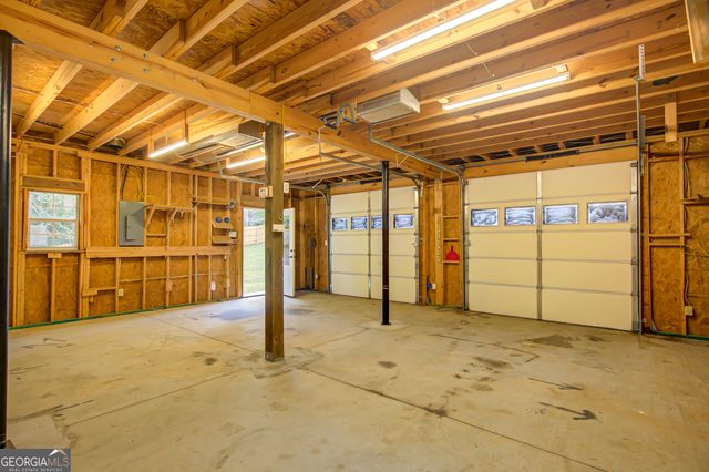 195 Blackberry Run, Fayetteville, GA 30214