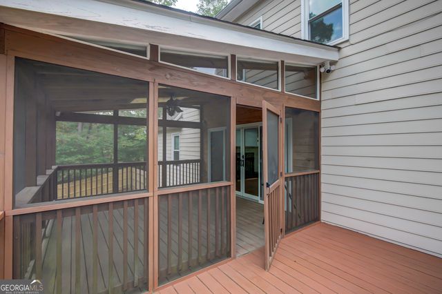 195 Blackberry Run, Fayetteville, GA 30214