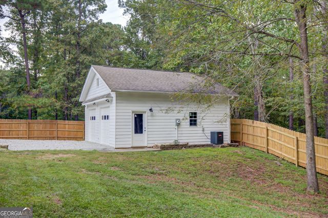 195 Blackberry Run, Fayetteville, GA 30214