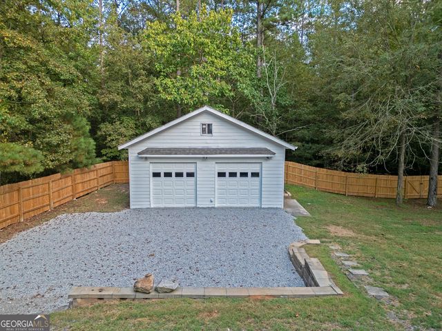 195 Blackberry Run, Fayetteville, GA 30214