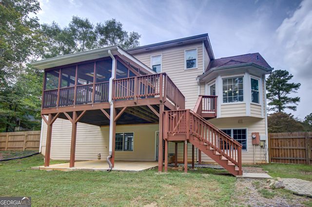 195 Blackberry Run, Fayetteville, GA 30214