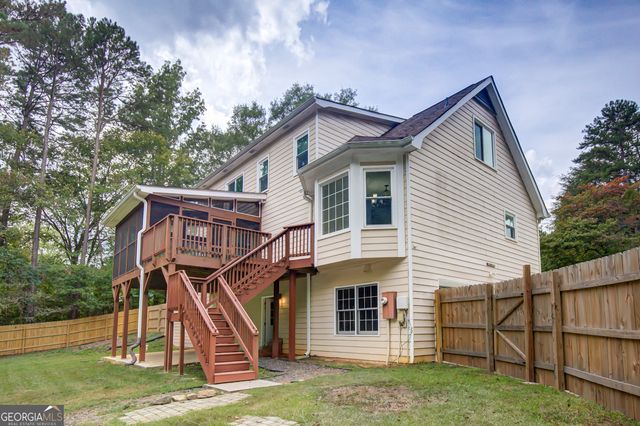 195 Blackberry Run, Fayetteville, GA 30214