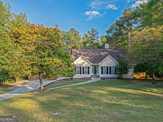 195 Blackberry Run, Fayetteville, GA 30214