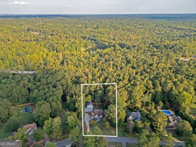 195 Blackberry Run, Fayetteville, GA 30214