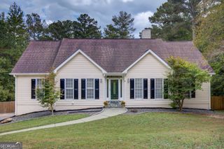 195 Blackberry Run, Fayetteville, GA 30214