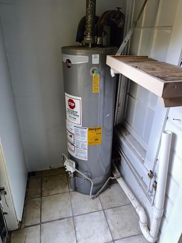 3213 8th Avenue, Fort Worth, TX 76110