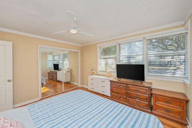 226 NE Beachview Drive, Fort Walton Beach, FL 32547