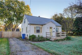 100 Bleacker Road, Rochester, NY 14609
