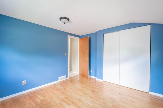 102 Lincolnwood Drive, Battle Creek, MI 49015