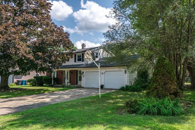 102 Lincolnwood Drive, Battle Creek, MI 49015