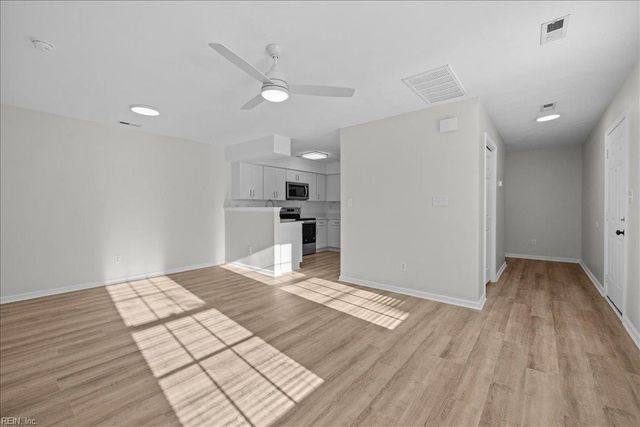 3610 Whitechapel ARCH, Chesapeake, VA 23321