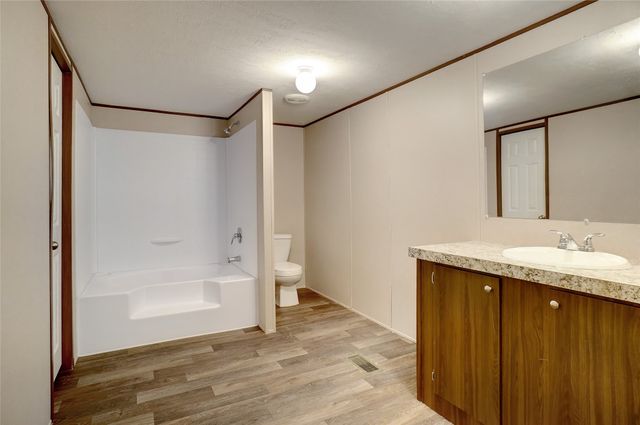 2509 Elk Trail, Granbury, TX 76048