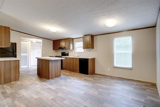 2509 Elk Trail, Granbury, TX 76048