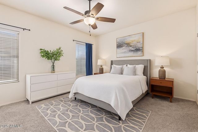 1193 W DESERT HOLLOW Drive, San Tan Valley, AZ 85143