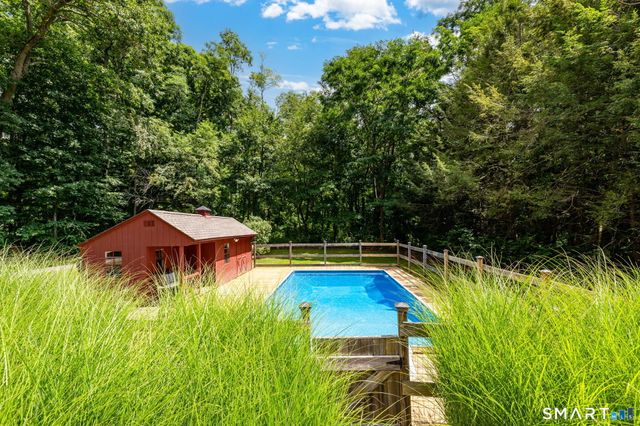336 Maple Street, Litchfield, CT 06759