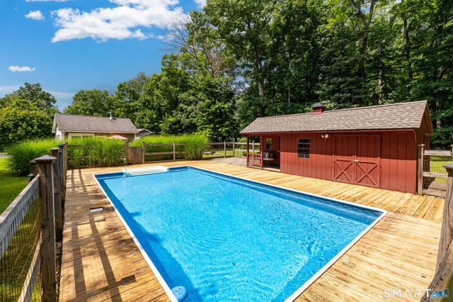336 Maple Street, Litchfield, CT 06759