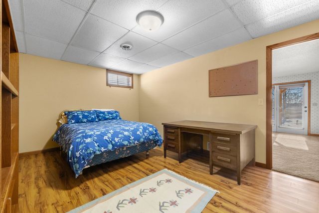 2609 11TH AVE NW, Minot, ND 58703