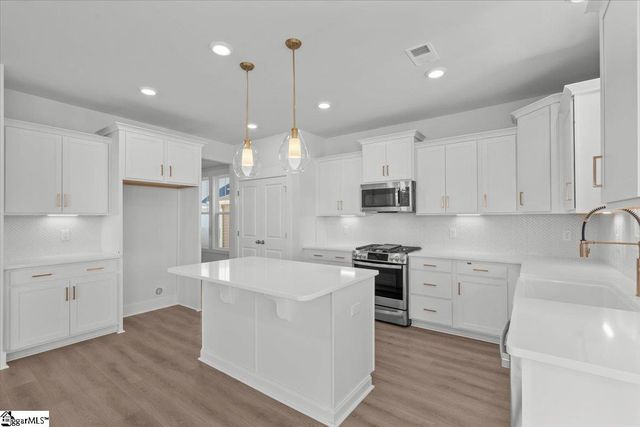 327 Florence Street, Spartanburg, SC 29303