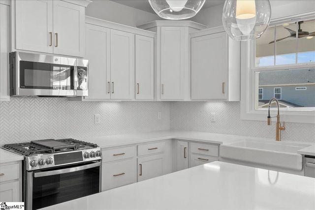 327 Florence Street, Spartanburg, SC 29303