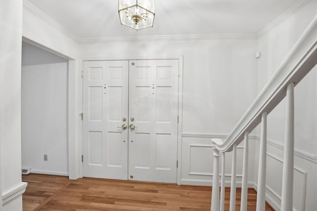 1955 Rosebery Drive, Upper Arlington, OH 43220