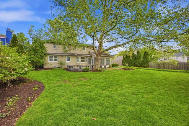 1955 Rosebery Drive, Upper Arlington, OH 43220