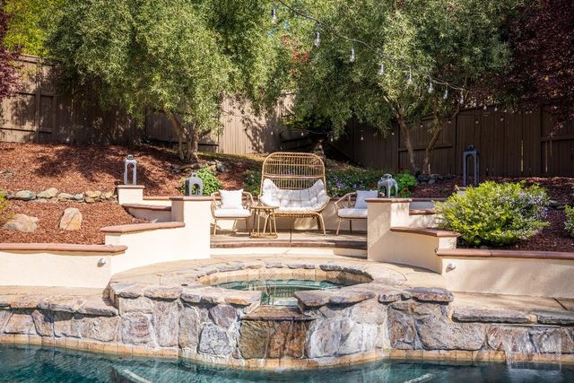 116 Gage Ct, El Dorado Hills, CA 95762