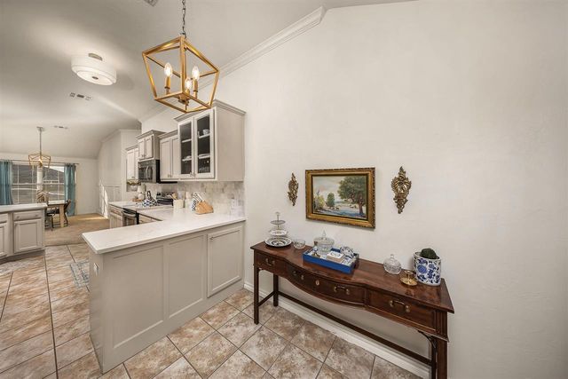 4817 SW Malcom Rd, Lawton, OK 73505