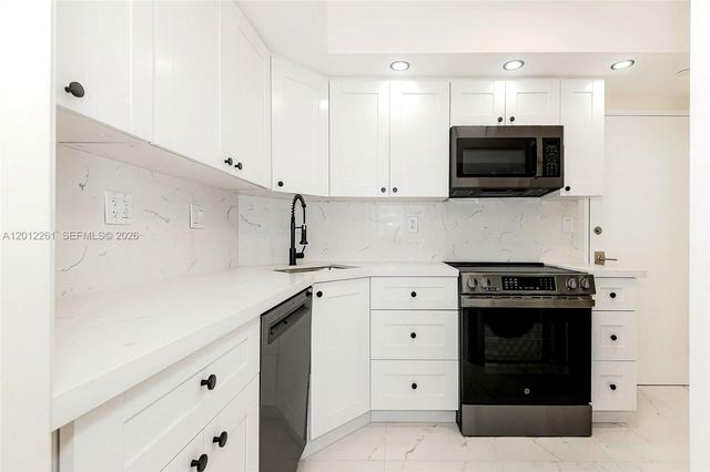 4010 Galt Ocean Dr 1207, Fort Lauderdale, FL 33308