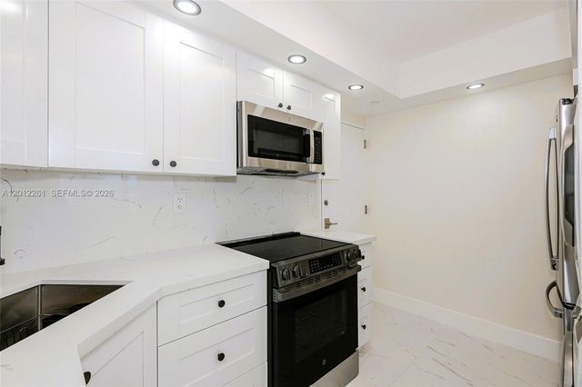 4010 Galt Ocean Dr 1207, Fort Lauderdale, FL 33308