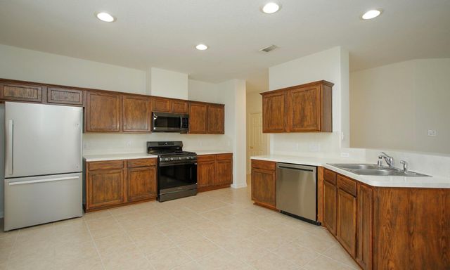 1414 Chandler Park Lane, Fresno, TX 77545