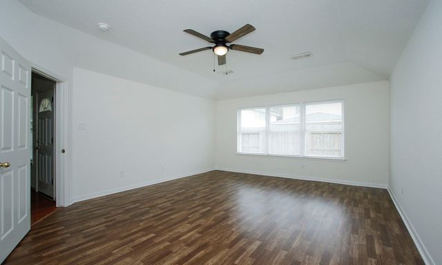 1414 Chandler Park Lane, Fresno, TX 77545
