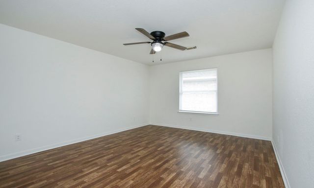 1414 Chandler Park Lane, Fresno, TX 77545