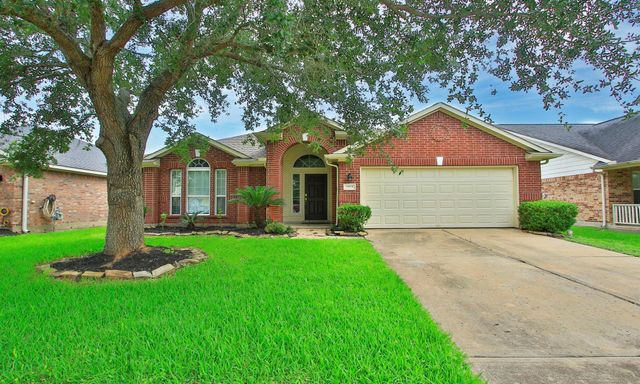 1414 Chandler Park Lane, Fresno, TX 77545