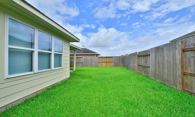 1414 Chandler Park Lane, Fresno, TX 77545