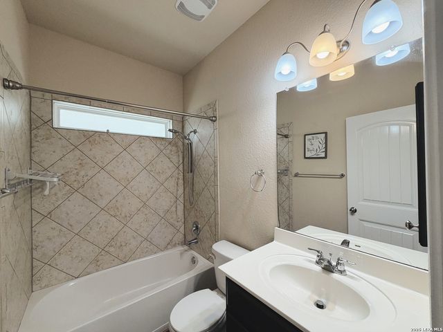 6027 Akin Song, San Antonio, TX 78261