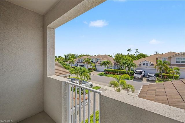 4713 Arboretum CIR 202, Naples, FL 34112