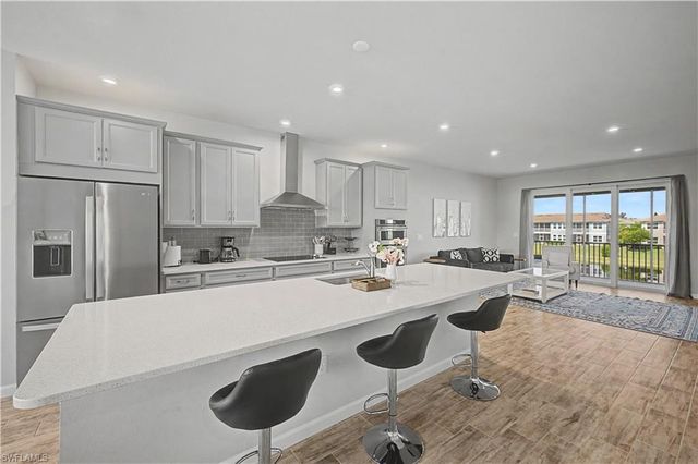 4713 Arboretum CIR 202, Naples, FL 34112