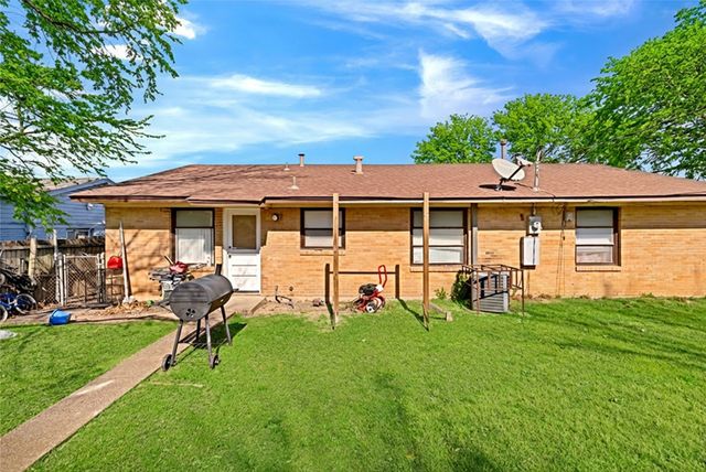 612 Highcrest Drive, Dallas, TX 75232